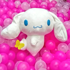 Peluche Sanrio Cinnamoroll 28cm Turning Butt Furyu 2023 en internet