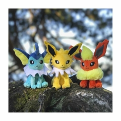 Peluche Pokemon Flareon 16cm Fit Pokemon Center Japón - Quality.Store. El lugar de los fans!