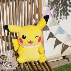 Peluche Pokemon Pikachu 35cm Sunny Picnic Bandai Ichiban Kuji 2021 - comprar online