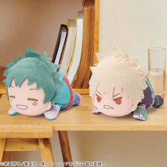 Peluche My Hero Academia Katsuki Bakugo Relaxing Banpresto 2023 en internet