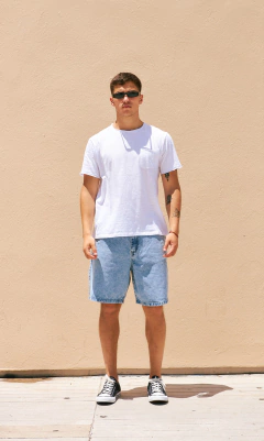 Bermuda jean Mom Oversize - acid light wash - comprar online