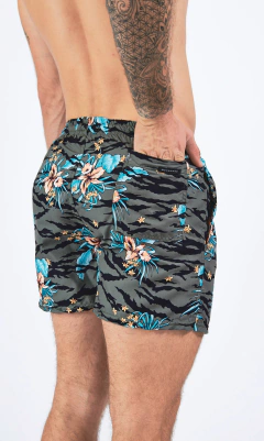 Short trunks (Más cortos) - Amazon - Mohammed