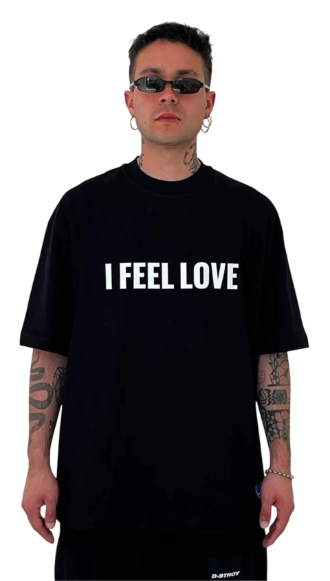REMERA I FEEL LOVE. - comprar online
