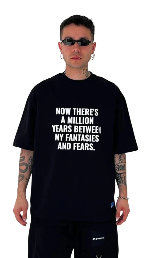 REMERA MY FANTASIES. - comprar online