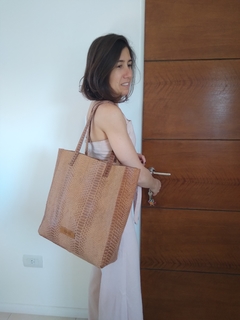 TOTE BAG MILO ANACONDA SUELA on internet