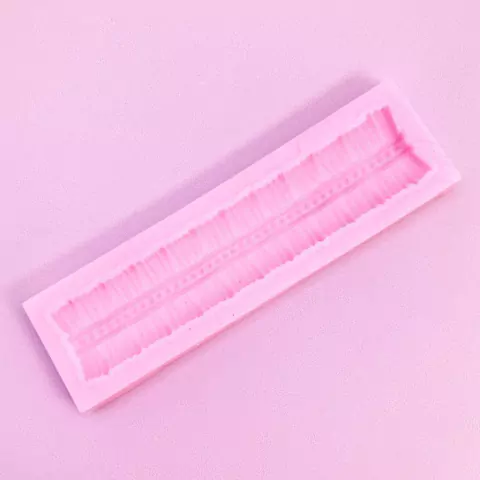 MOLDE DE SILICONA BORDE DE FLECOS BOHO