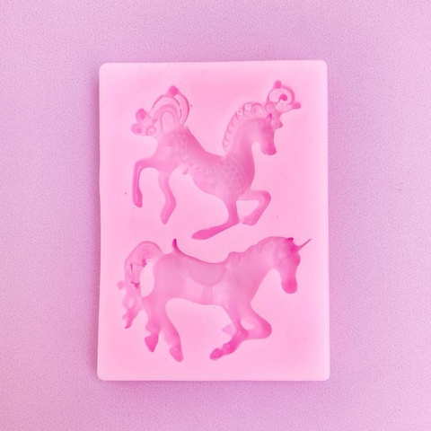 MOLDE DE SILICONA MINI CABALLITOS CARROUSEL X2