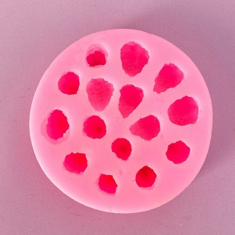 MOLDE DE SILICONA FRUTILLAS X 15
