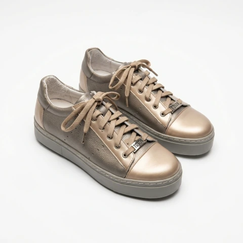 Zapatilla PARIS En Cuero Peltre