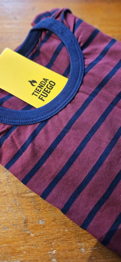 Remera Courtney Sale! - TIENDA FUEGO