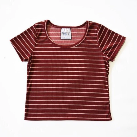 Remera Nadia Rayitas Bordo - comprar online