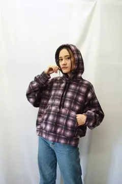 Buzo Tartán en internet