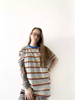 Remera Genderless Corona