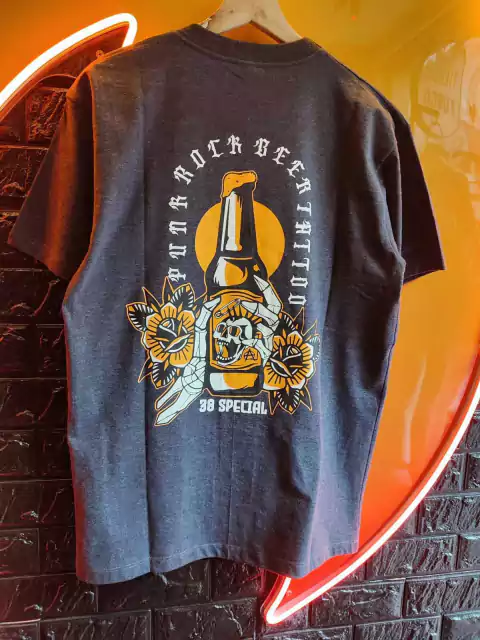 Remera Punk Rock Beer Tattoo Gris