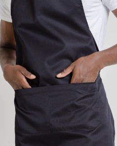 DELANTAL PECHERA NEGRO - All In Chef