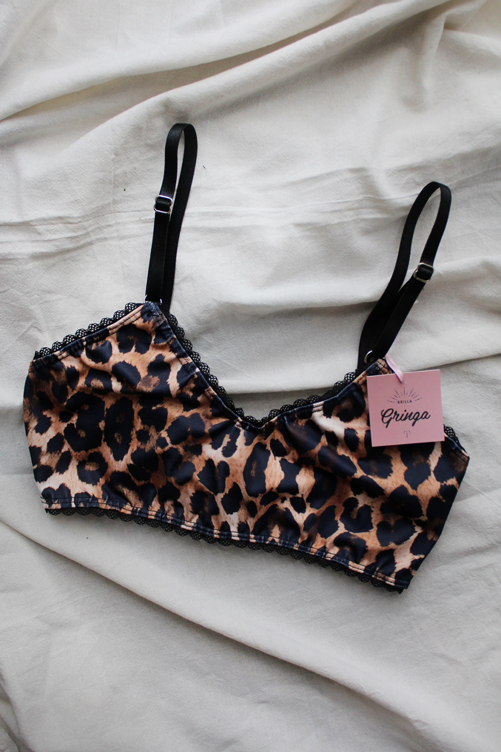 Corpiño / Maria Juana Leopardo