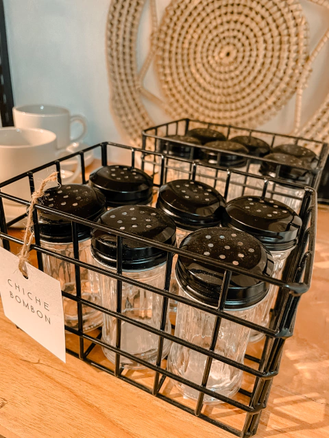 SALERO VIDRIO TAPA NEGRA