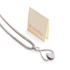 Collar Arwen Piedra de la Luna