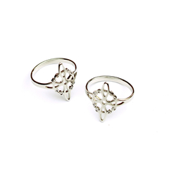 Anillo Nudo de Bruja Acero