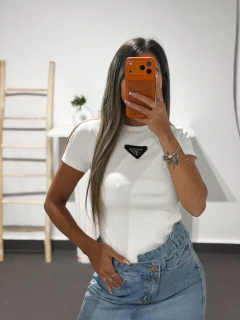 Remera Prada 1 (Triple A) - comprar online