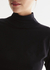 REMERA VOLETH (NEGRO) en internet