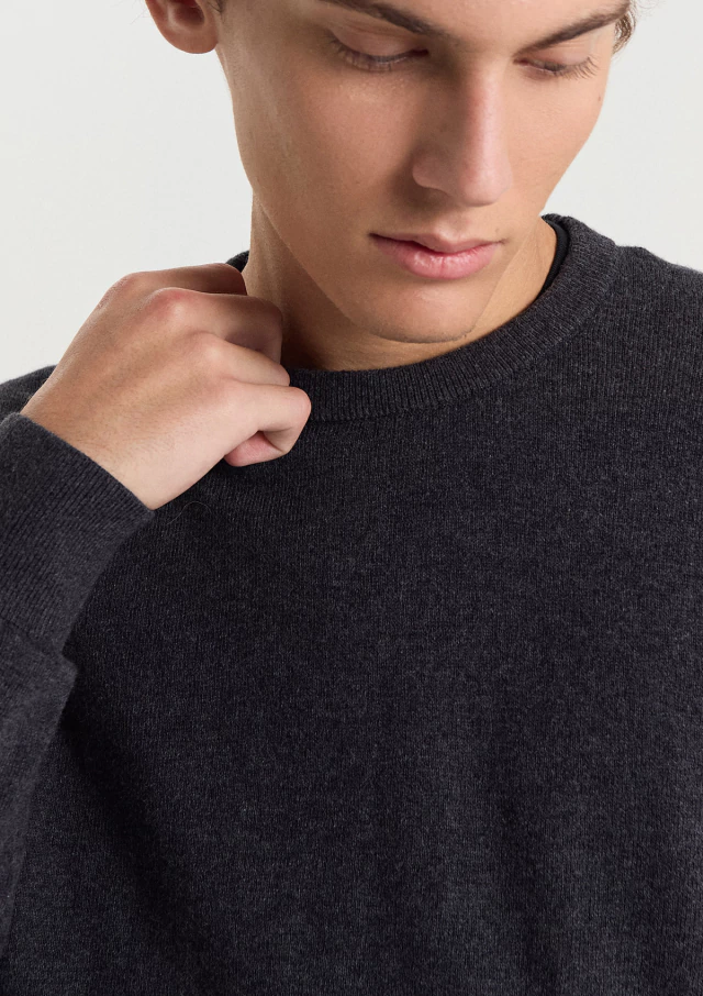 SWEATER MUSTERS (GRIS)