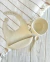 Set Alimentacion Silicona X 2 Bowl con Cuchara + Babero Crema - comprar online