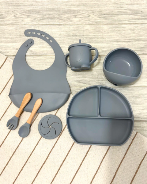 Set Alimentación X 4 : Plato con cubiertos + Vaso + Babero + Bowl Gris