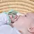 Mordillo muñequera de silicona para bebé - B.Box Wrist Teether Verde - comprar online