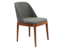 Silla Gaudi en internet