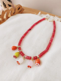 Collar Capullos Coloridos en internet