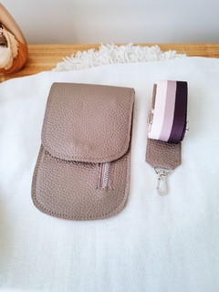 Porta Celular Vison Oscuro (grana) - comprar online