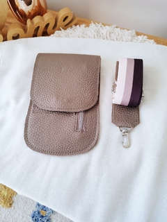 Porta Celular Vison Oscuro (grana) - No Me Olvides Accesorios