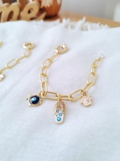 Pulsera Amal en internet