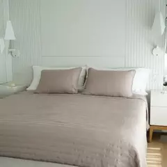 Cubrecama con fundas de almohadas