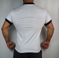 Imagem do Camisa Retrô Arnold is Numero Uno + Brinde Exclusivo