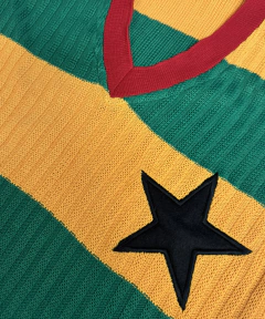 Vestido Midi de Gana 1980 Canelado: A Cor e a Cultura em Cada Costura - comprar online