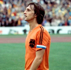Camisa Holanda Retrô 1974 Cruyff nº14 + Brinde Exclusivo - comprar online