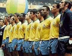 Imagem do Camisa Brasil Retrô Anos 70 Rei Pelé + Brinde Exclusivo