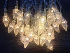 GUIRNALDA LED PIÑA 28 LED PILA - comprar online