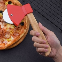 CORTA PIZZA HACHA