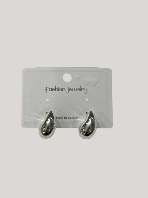 PAR DE ARITOS GOTA PLATEADOS - comprar online