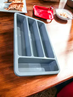 ORGANIZADOR DE CUBIERTOS