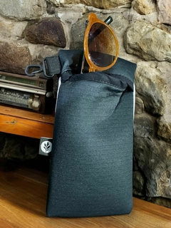 FUNDA PARA LENTES CON MOSQUETÓN - comprar online