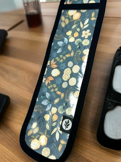 FUNDA DE CONTROL REMOTO ESTAMPADA TRACKER