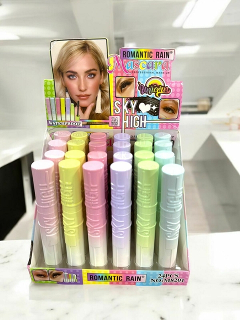 MASCARA PESTAÑA WATERPROOF SKYHIGH (DEGRADE) - comprar online
