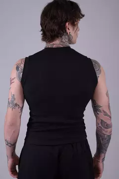 Musculosa Slim Shadows AcrossTheRainbow - SamoaShop