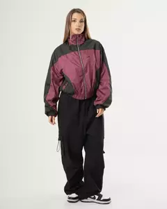 Rompevientos Boxyfit ViejaScul Circle Crew Negro Bordo en internet