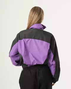 Rompevientos Boxyfit ViejaScul Circle Crew Negro Violeta - tienda online