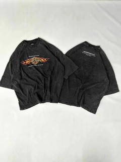 Remera WhiteTrash Boxyfit Fire Harley washed en internet